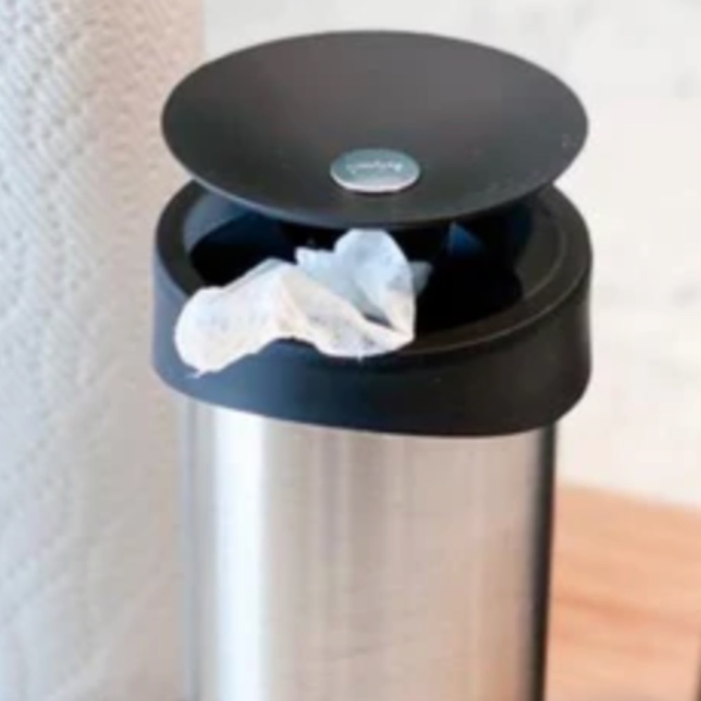 UMBRA Wipe Dispenser NEW
